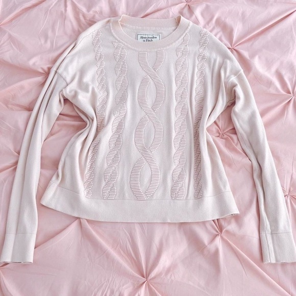 Abercrombie & Fitch Sweaters - Abercrombie pink argyle / aran knit sweater